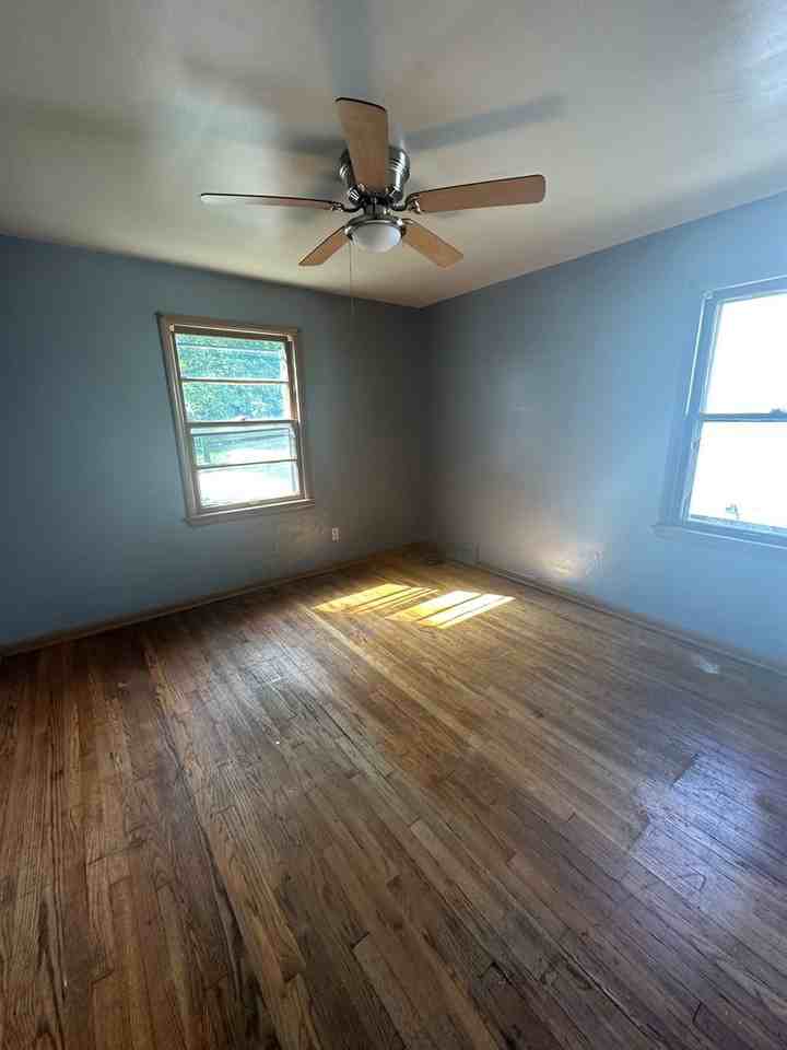 3913 E 99th St - Photo 3 of 6