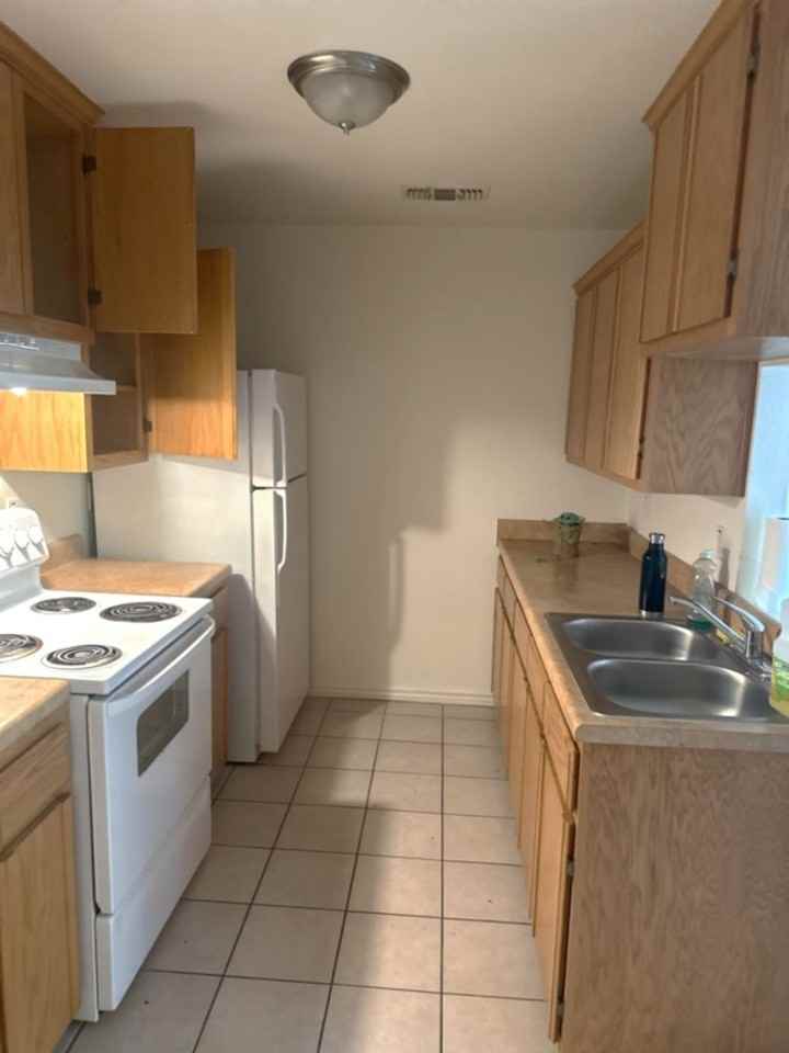 507 N Gilmer St - Photo 4 of 8