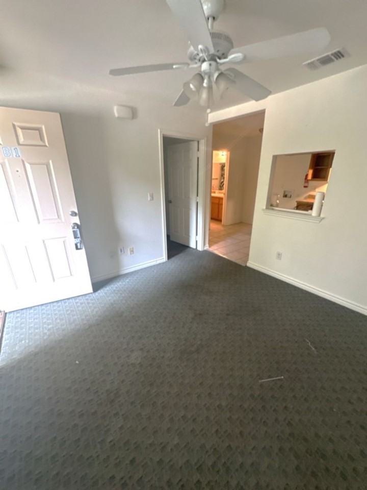 507 N Gilmer St - Photo 5 of 8