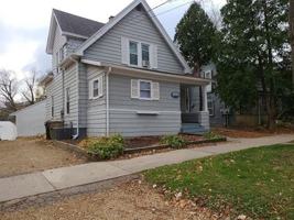 featured image of 927 Drake Street