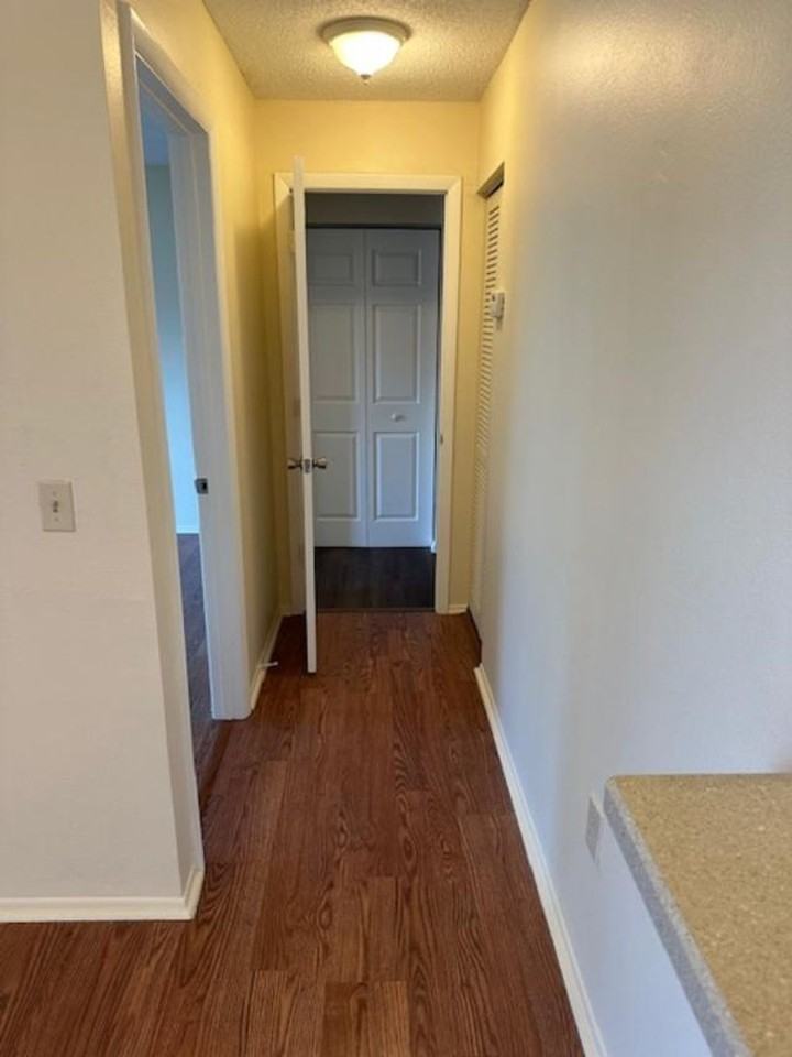 1222 Bermuda Lakes Ln - Photo 5 of 13