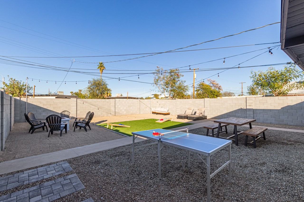 930 E Henry St #A - Photo 4 of 11