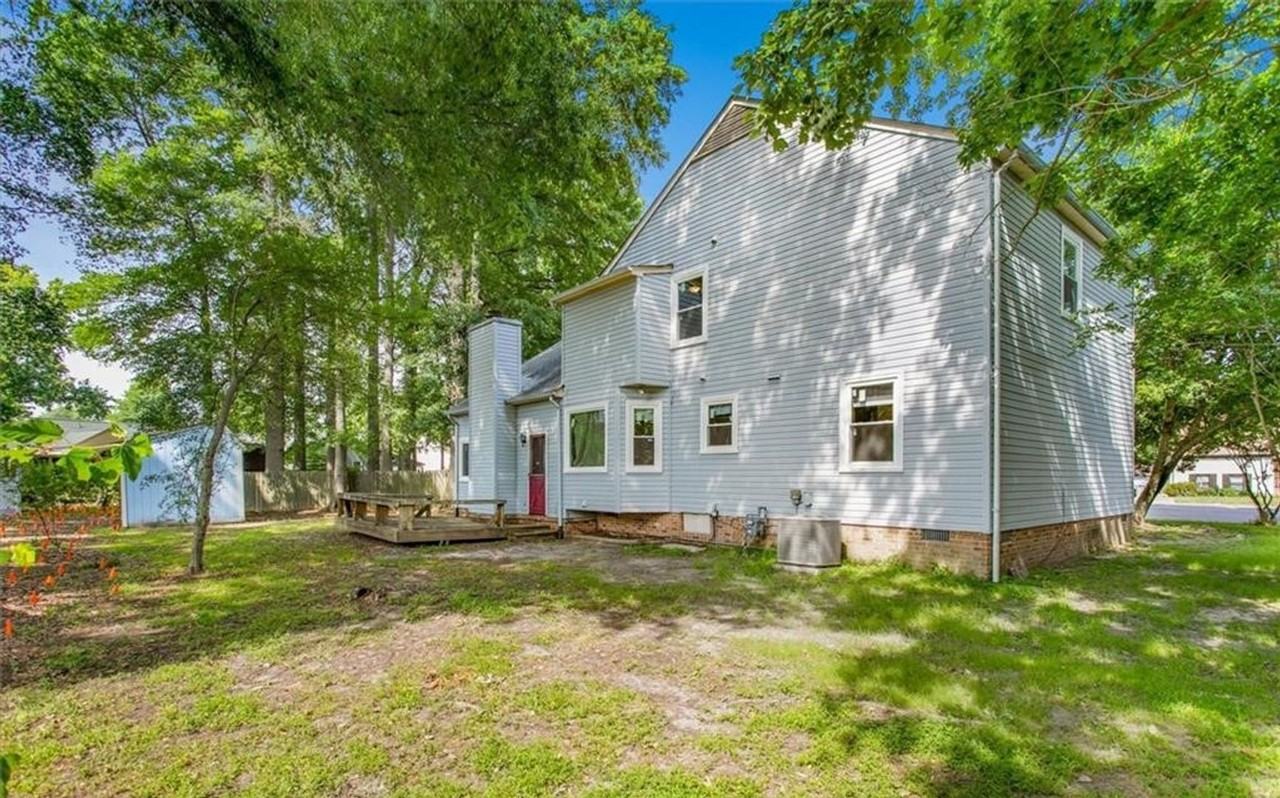 9 Ancel Ct - Photo 2 of 17