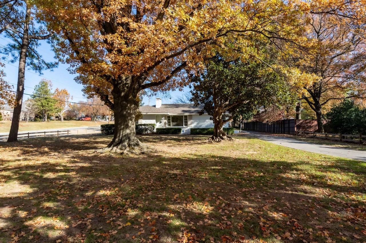 4103 S Lewis Ave - Photo 2 of 23