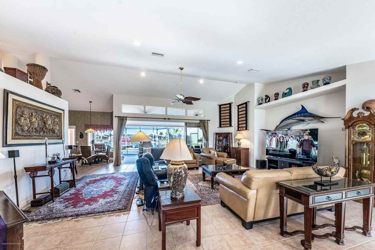 518 Saint Girons Ct - Photo 5 of 50