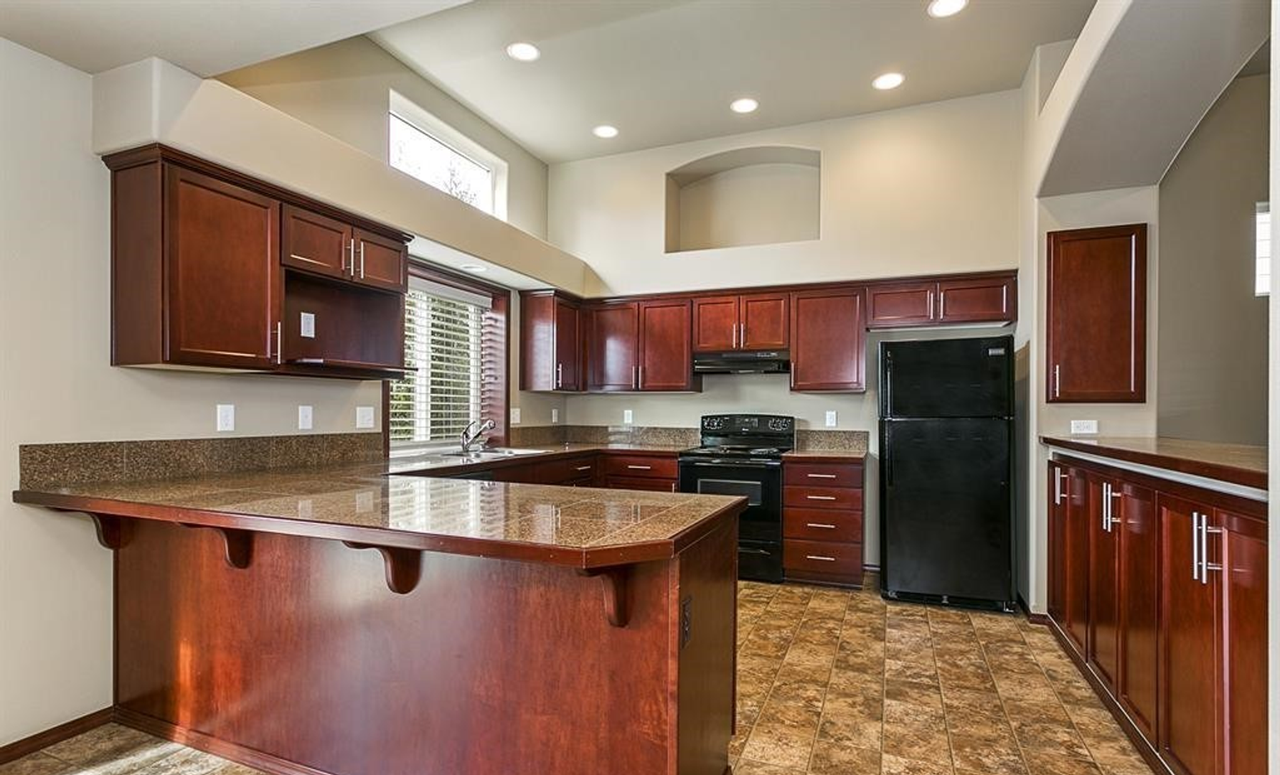 1855 Billie Ct - Photo 3 of 12