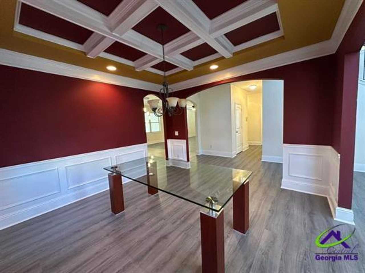 113 Savannah Ct - Photo 3 of 27