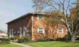 655 Hillsdowne Rd - Photo 1 of 1