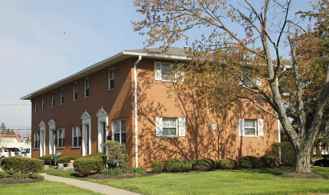 655 Hillsdowne Rd - Photo 1 of 1