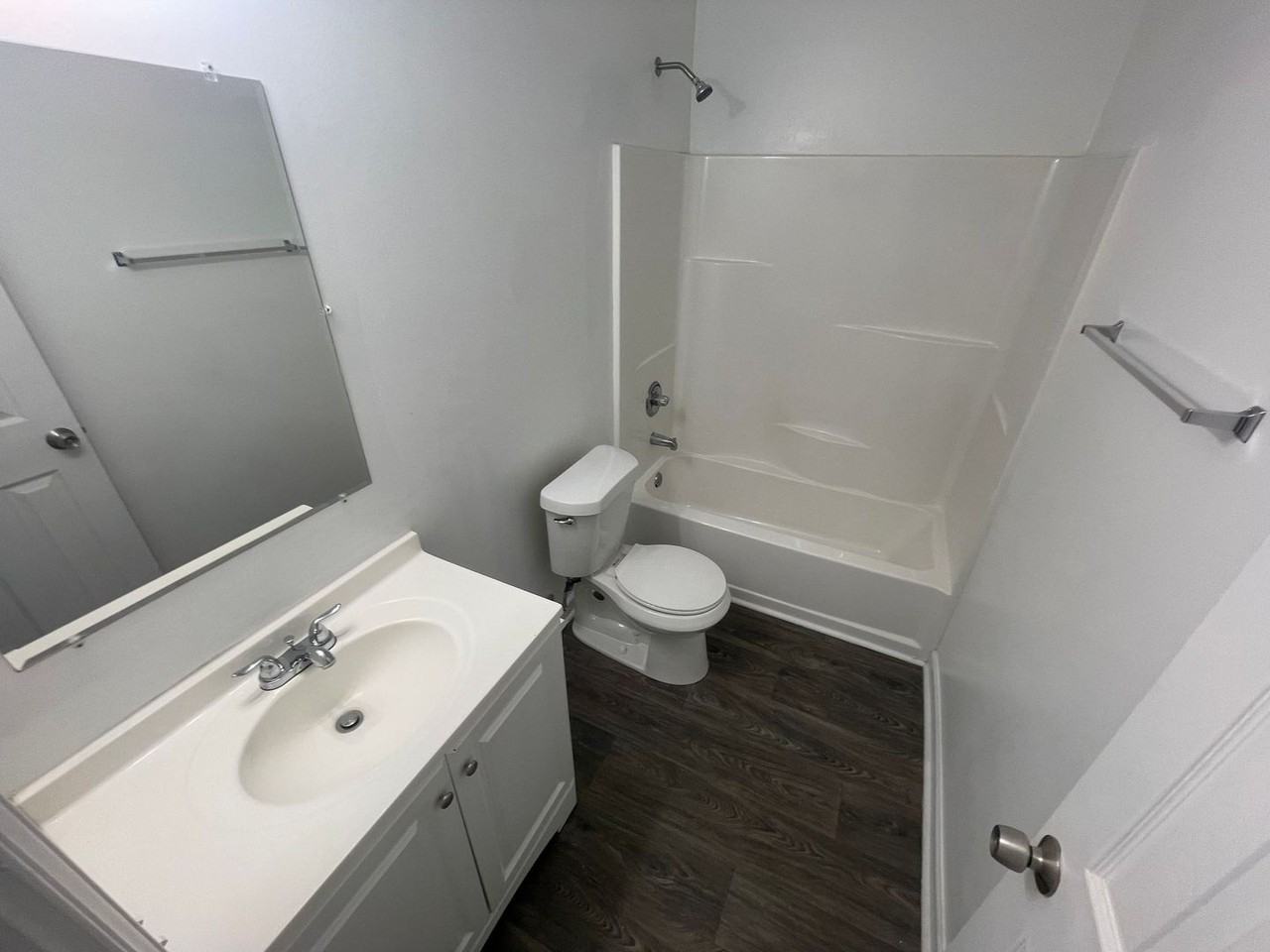 1382 W Hancock Ave - Photo 5 of 13