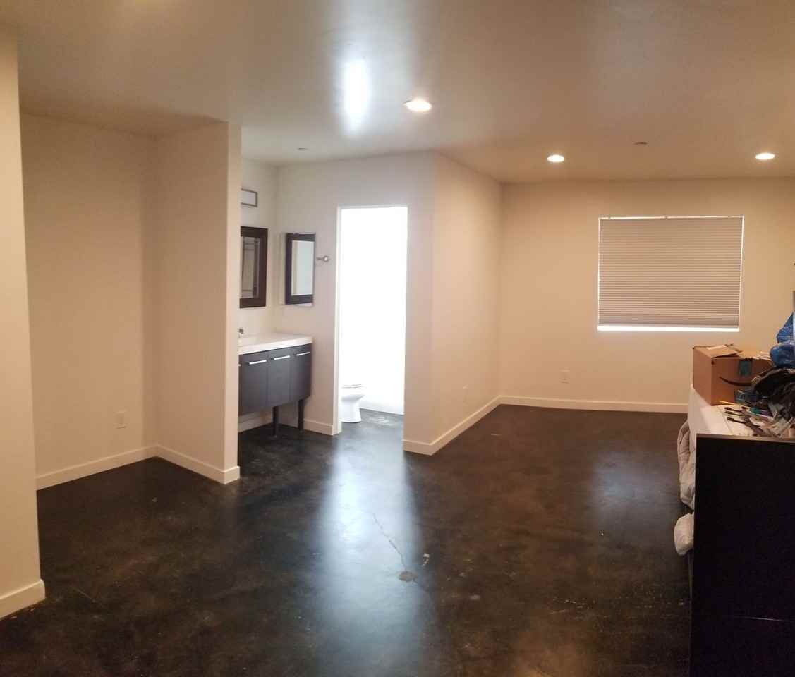 104 Orange Dr - Photo 7 of 50