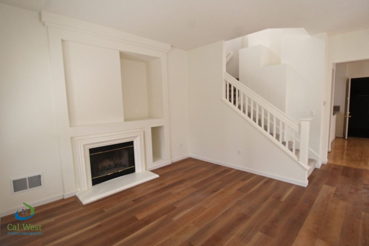 535 Front Ln - Photo 7 of 41