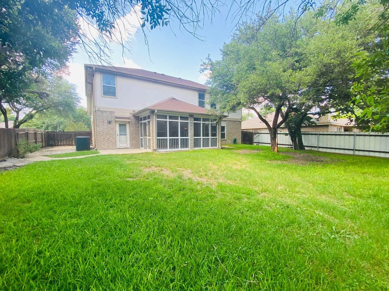 109 W Great Plains Trl - Photo 2 of 21