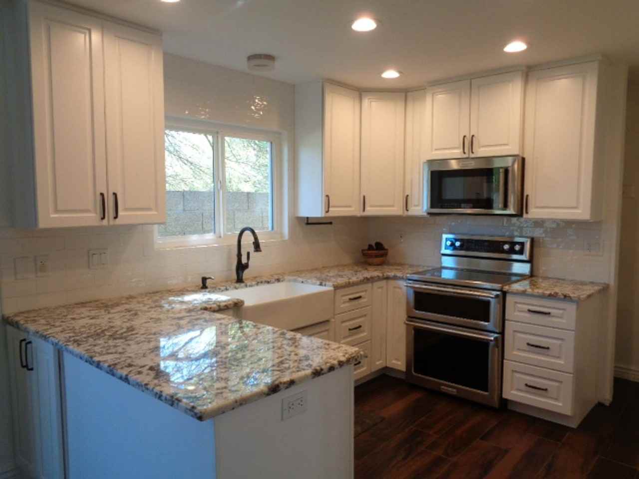 19655 N 48th Ave - Photo 2 of 11