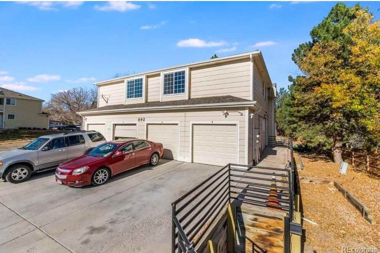 892 S Uravan Ct - Photo 2 of 11