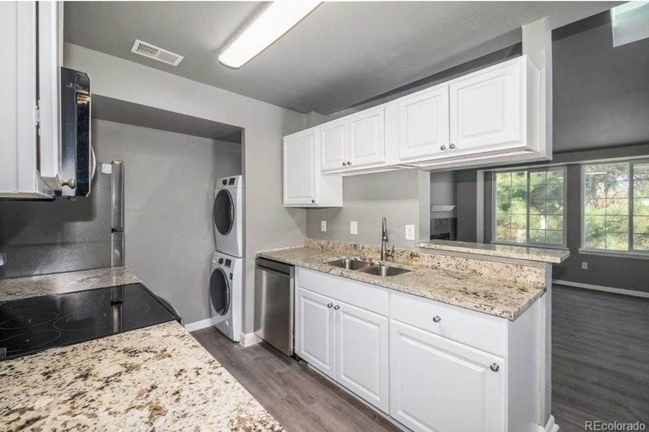 892 S Uravan Ct - Photo 6 of 11