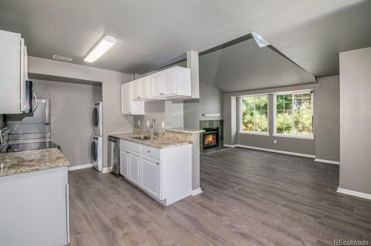 892 S Uravan Ct - Photo 7 of 11