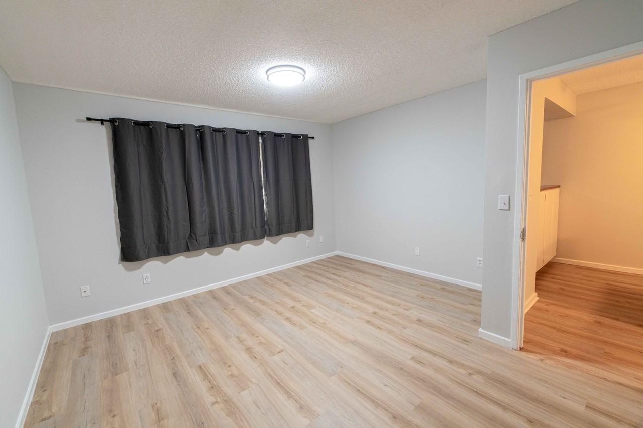 23949 Ne Poplar Ct - Photo 5 of 29