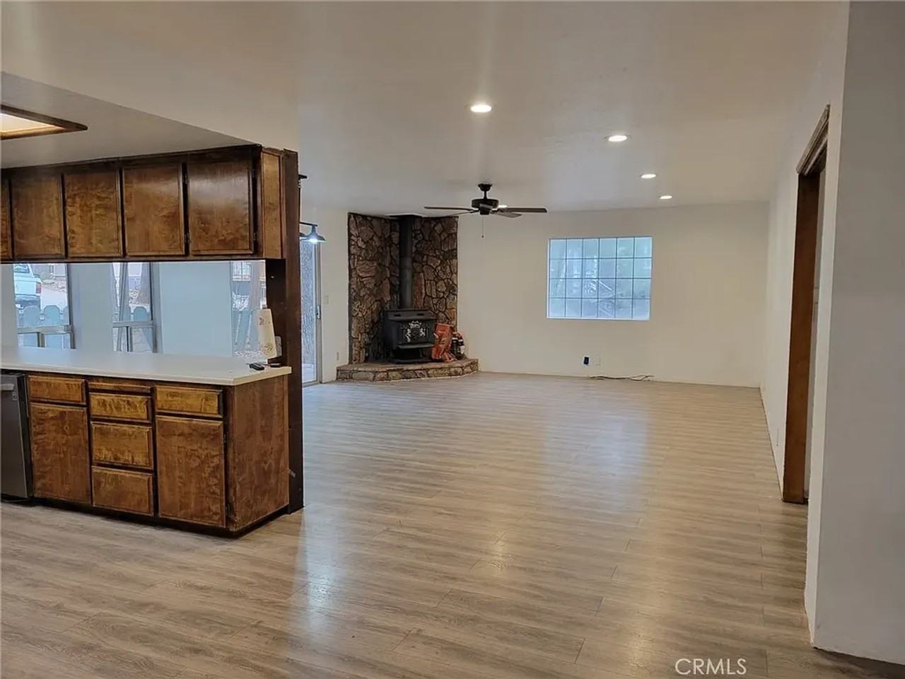 14239 Manatee Cir - Photo 5 of 8
