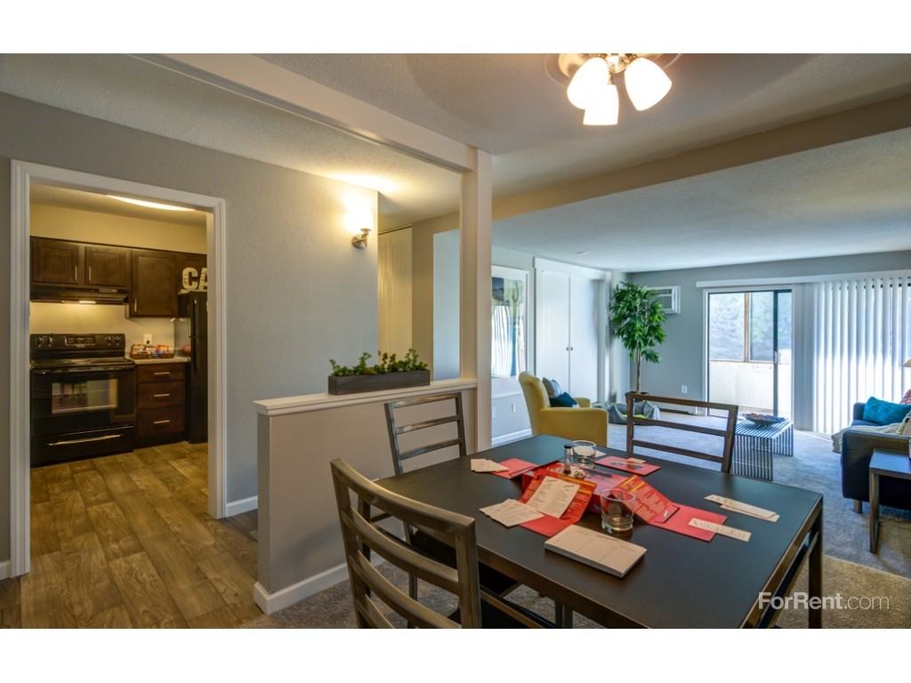 River South Apartments - Photo 3 of 18