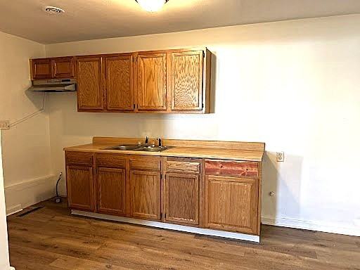 1140 Main St #1 - Photo 3 of 9