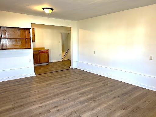 1140 Main St #1 - Photo 4 of 9