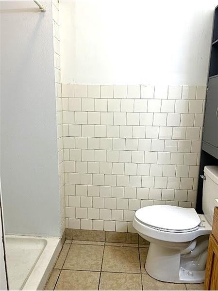 1140 Main St #1 - Photo 7 of 9