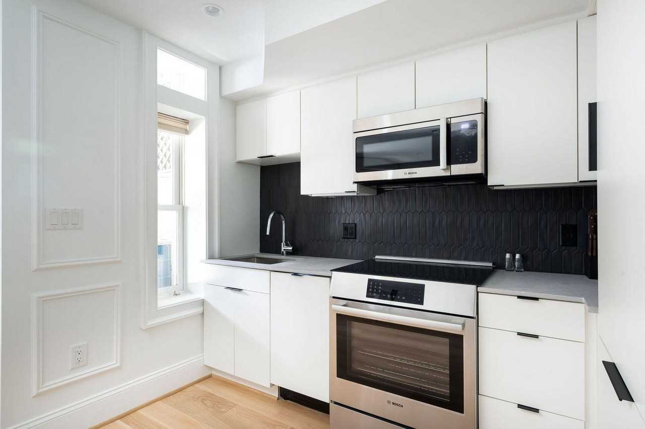 1744 Corcoran St Nw #1011212P - Photo 3 of 7