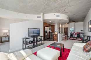 911 15th St - Photo 1 of 1