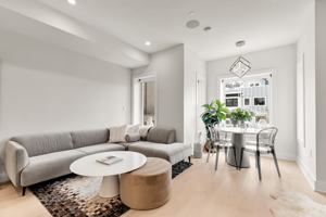 featured image of 2478 Ontario Road Northwest