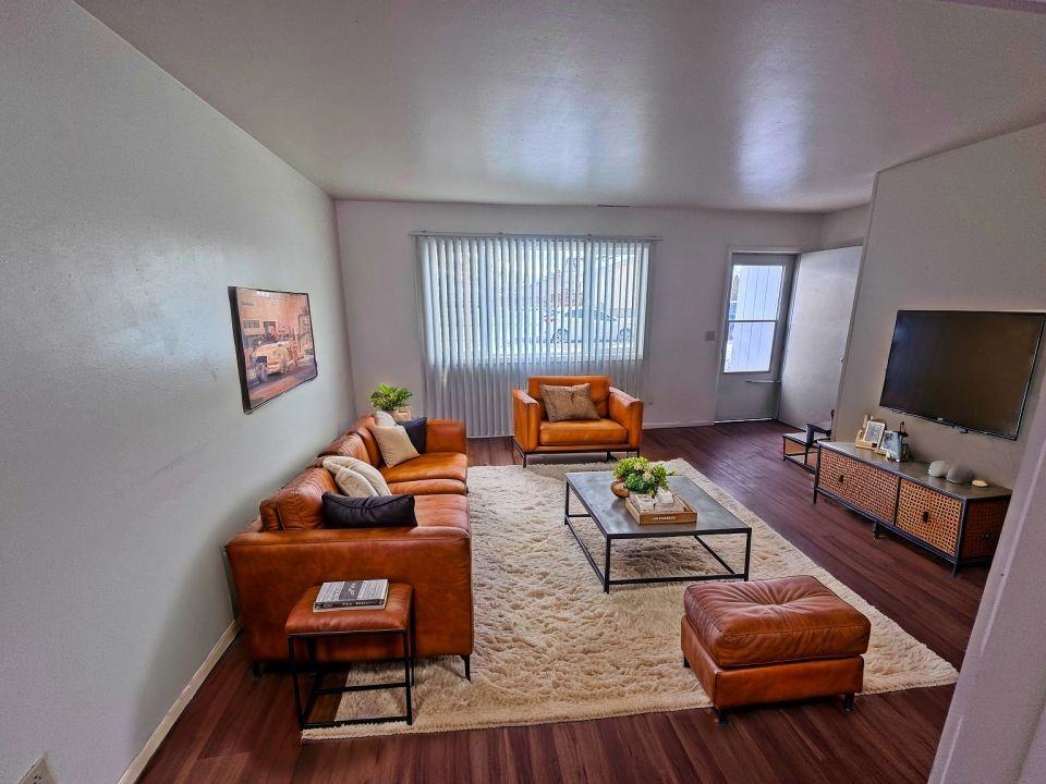 309 Covert Ln - Photo 2 of 5
