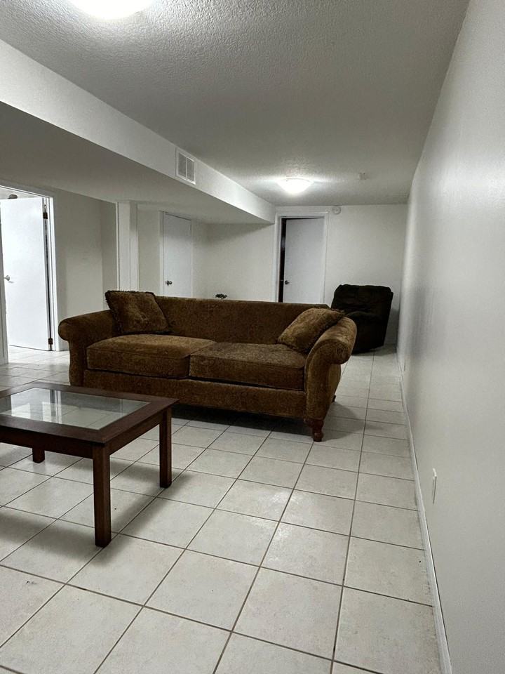 232 Berko Avenue - Photo 3 of 5