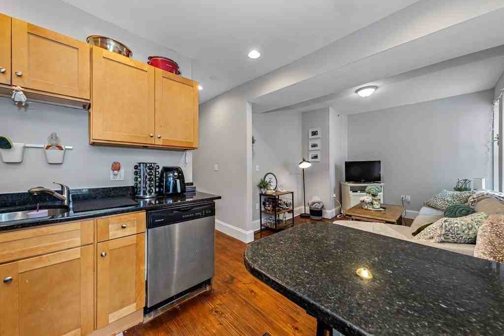 16 Sewall St #3 - Photo 3 of 13