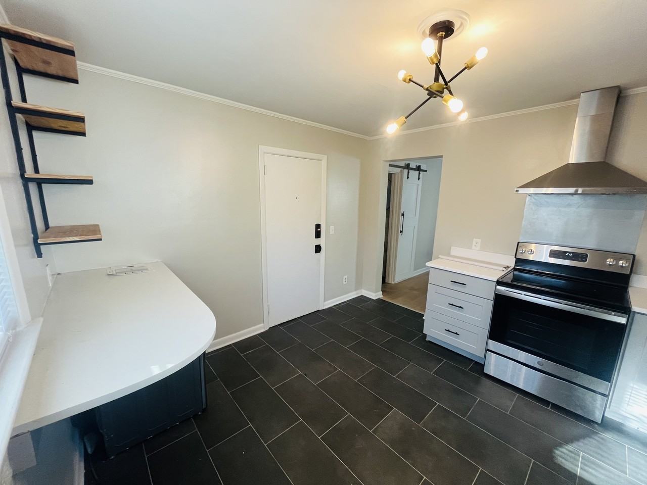 615 Guilford Ave #1 - Photo 2 of 7