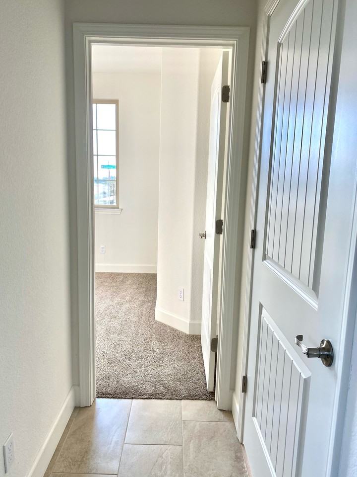 9913 Summerton Cir #9913 - Photo 5 of 6