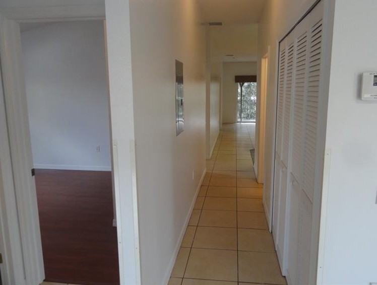 Sun Lake Ct #B - Photo 6 of 20