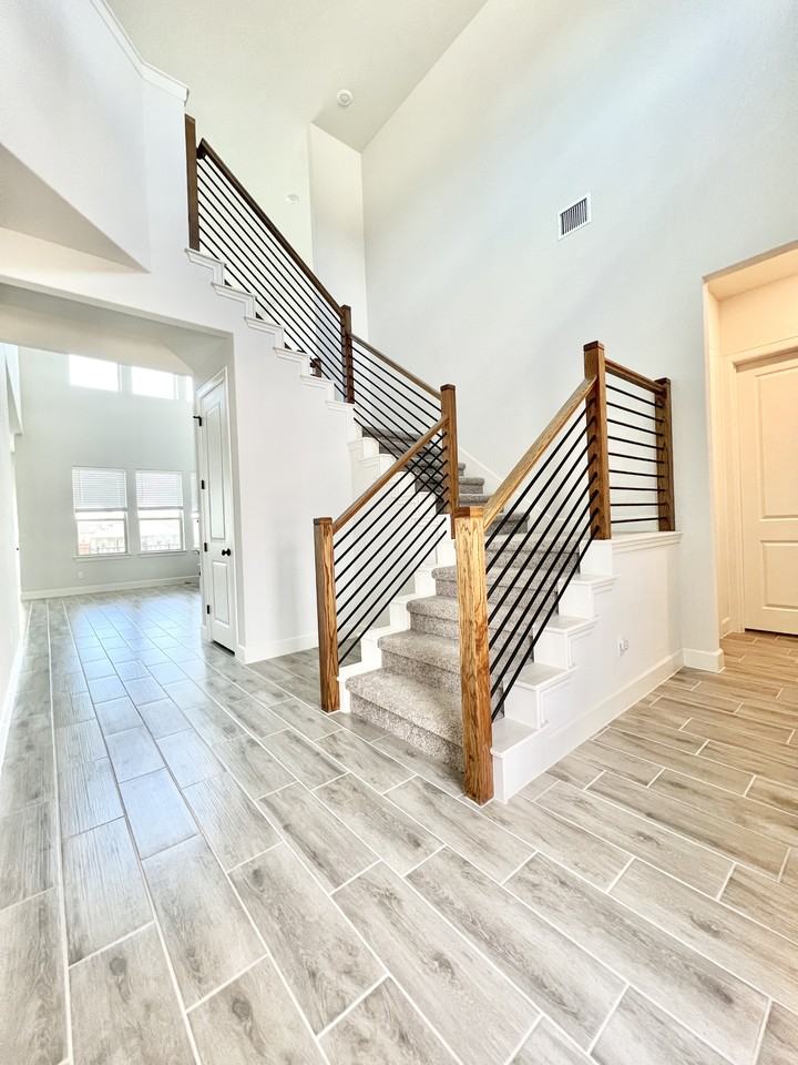 6904 Empresa Dr #NA - Photo 2 of 38