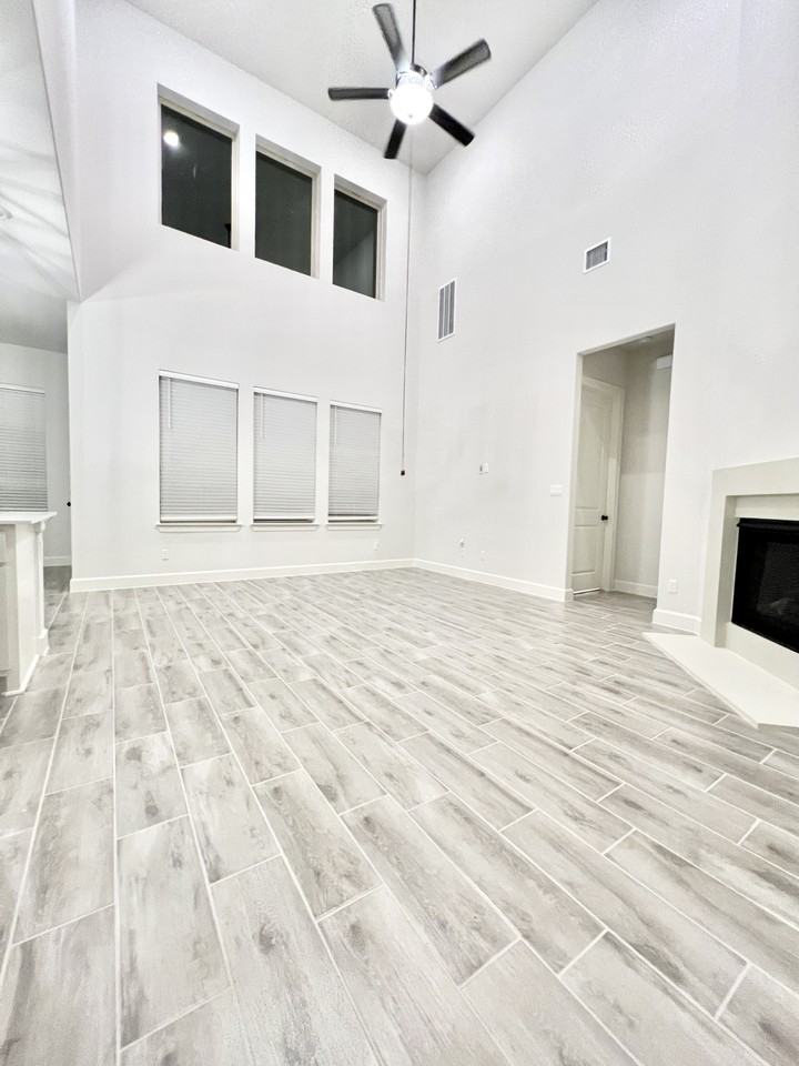 6904 Empresa Dr #NA - Photo 3 of 38