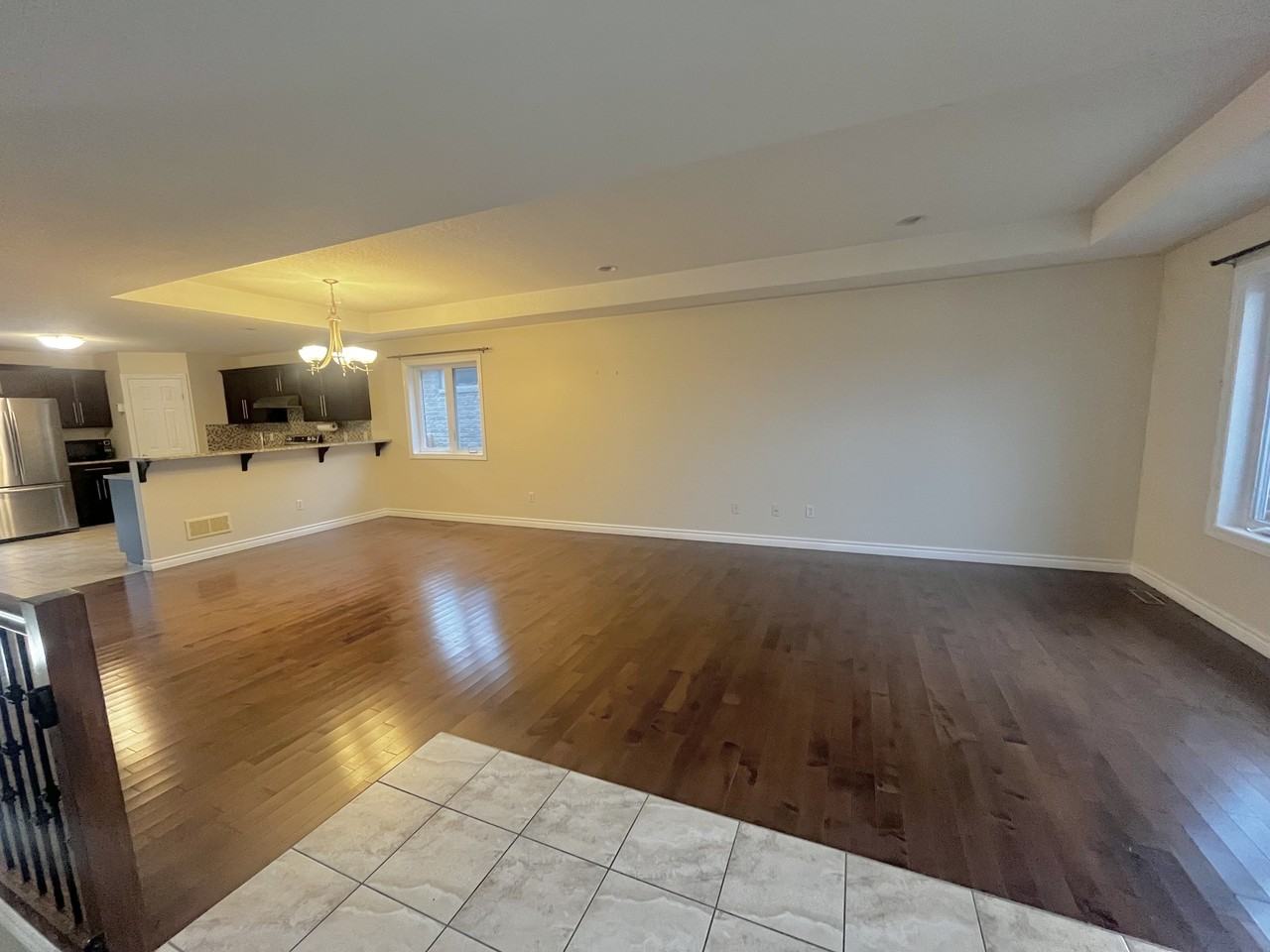 448 Hadfield Cres #1 - Photo 3 of 23