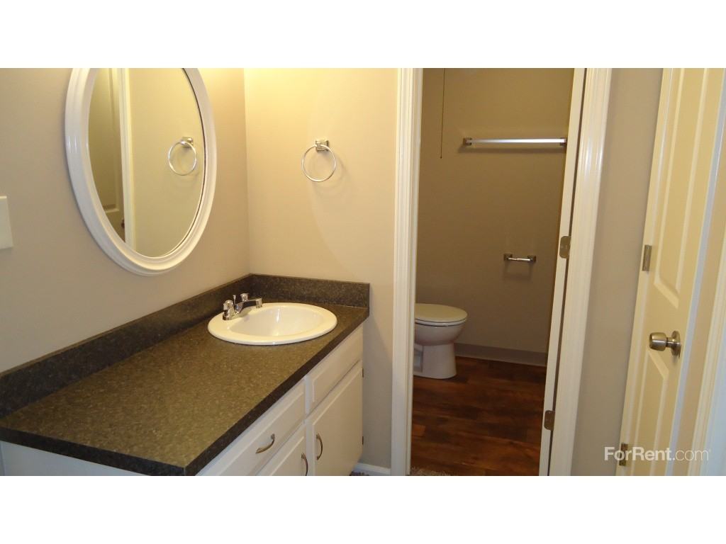 Bryant Place Apartments - Photo 3 of 20