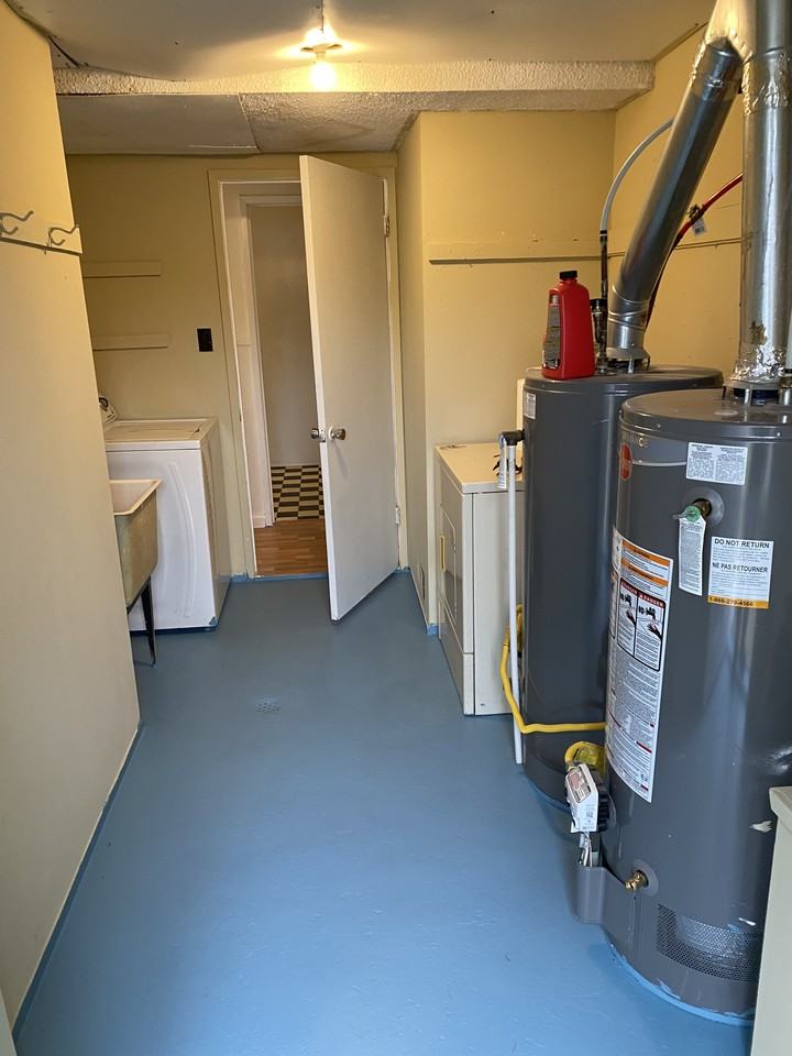 10297 149A Street - Photo 7 of 7