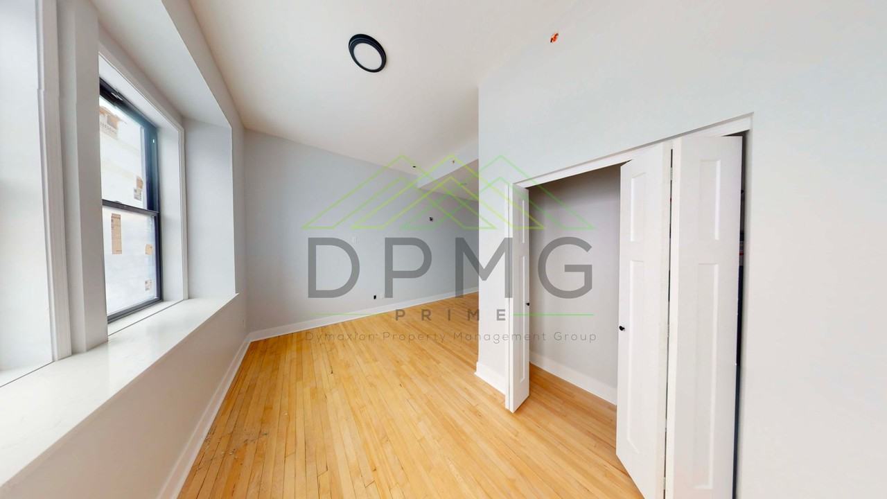 1030 S Holmes St #315 - Photo 7 of 8