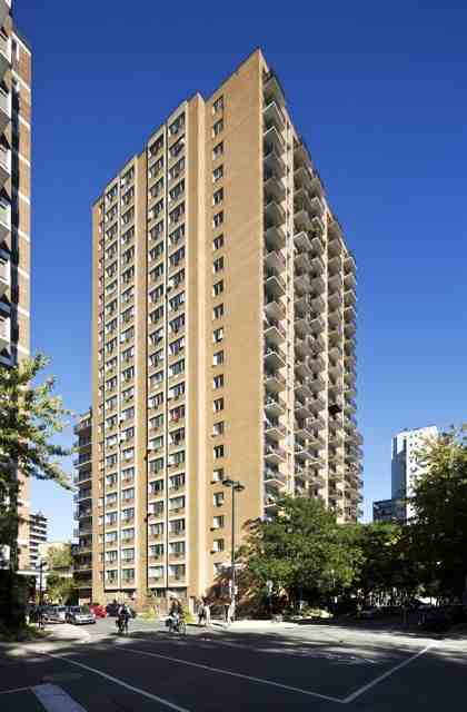 3463 Rue Sainte-Famille #1015