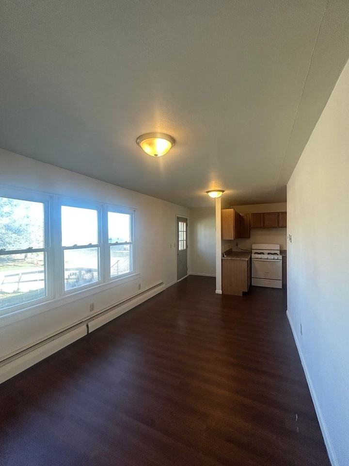 Fowler Apartments (Switzer Building 1) - Photo 4 of 9