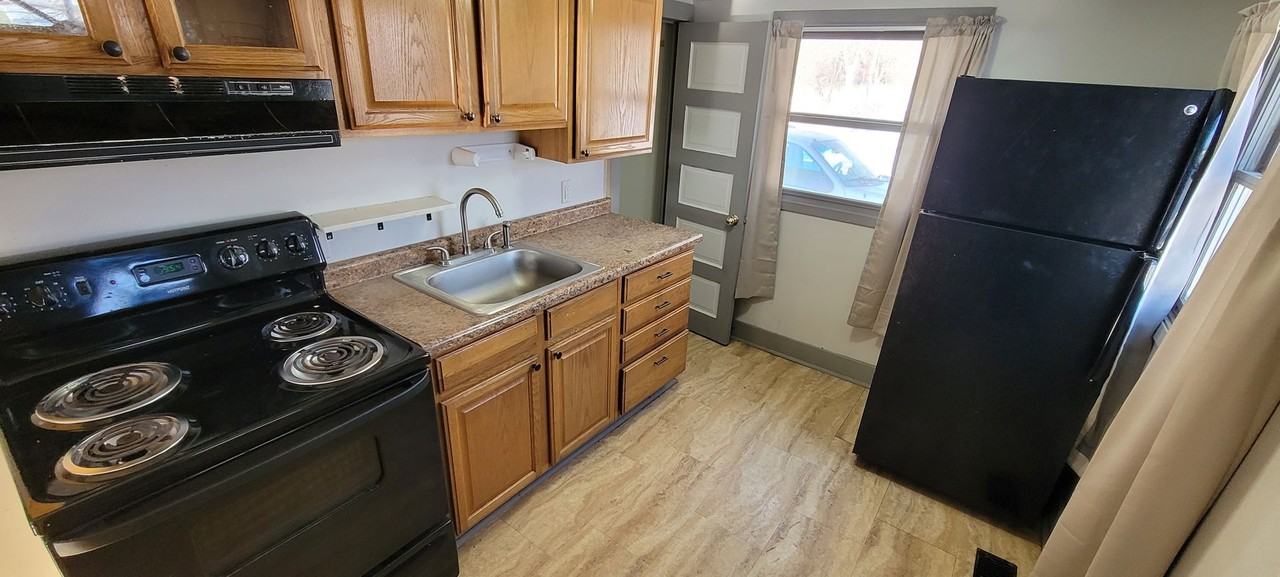 711 12th Street Northwest - Photo 2 of 9