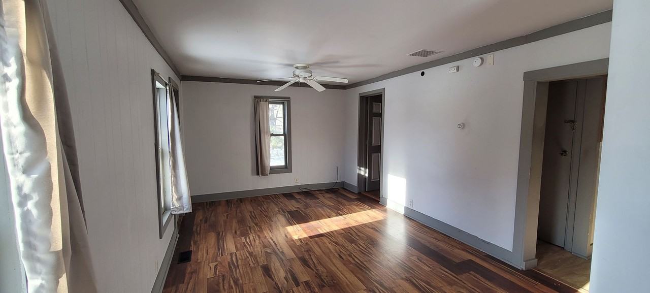 711 12th Street Northwest - Photo 4 of 9