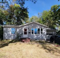 featured image of 4414 Curtis Ave