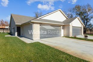 4512 - 4514 N. Sandplum - Photo 1 of 1