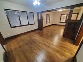 featured image of 2726 Des Moines St