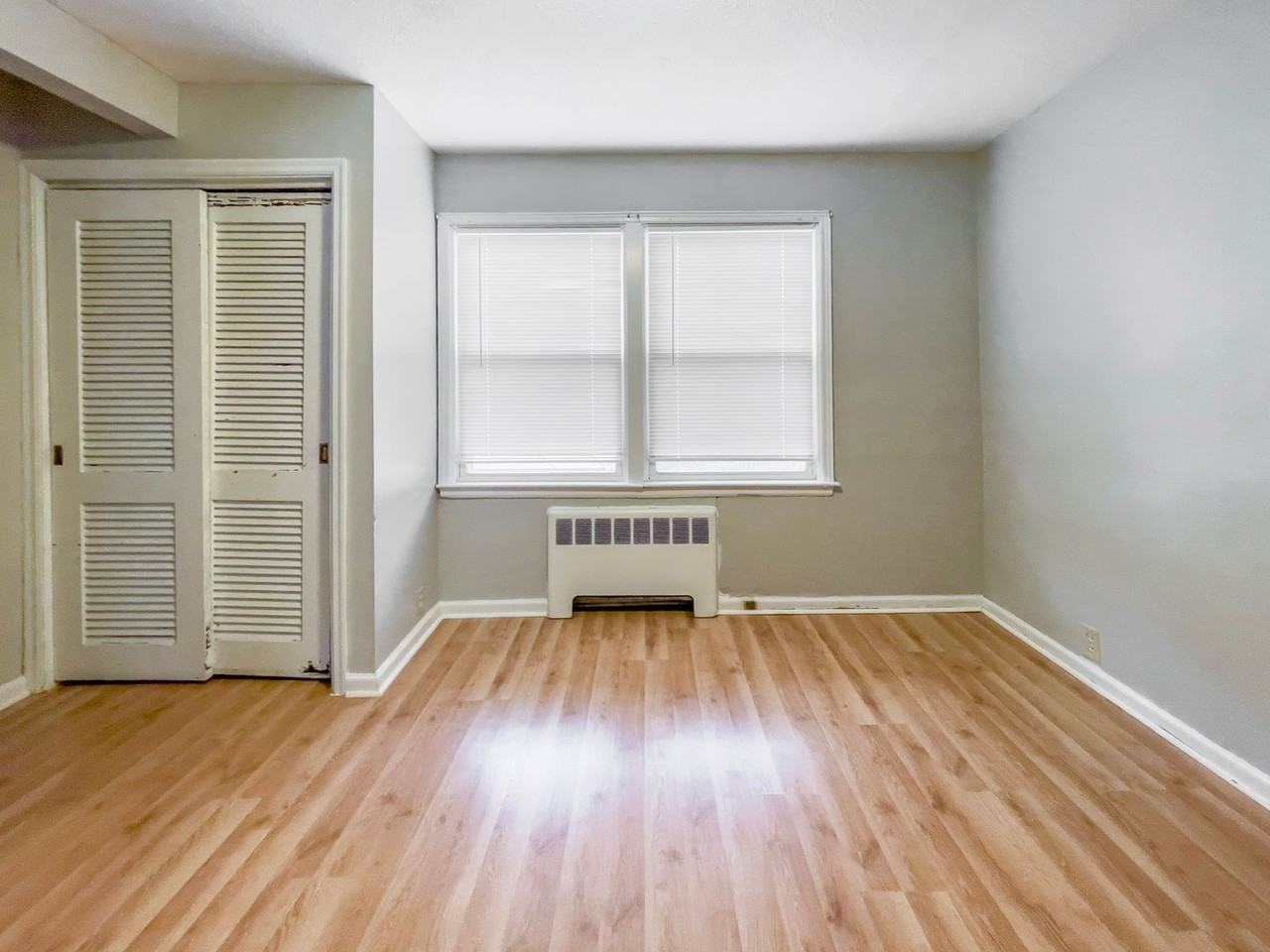 1518 West Main Street #4 - Photo 7 of 10